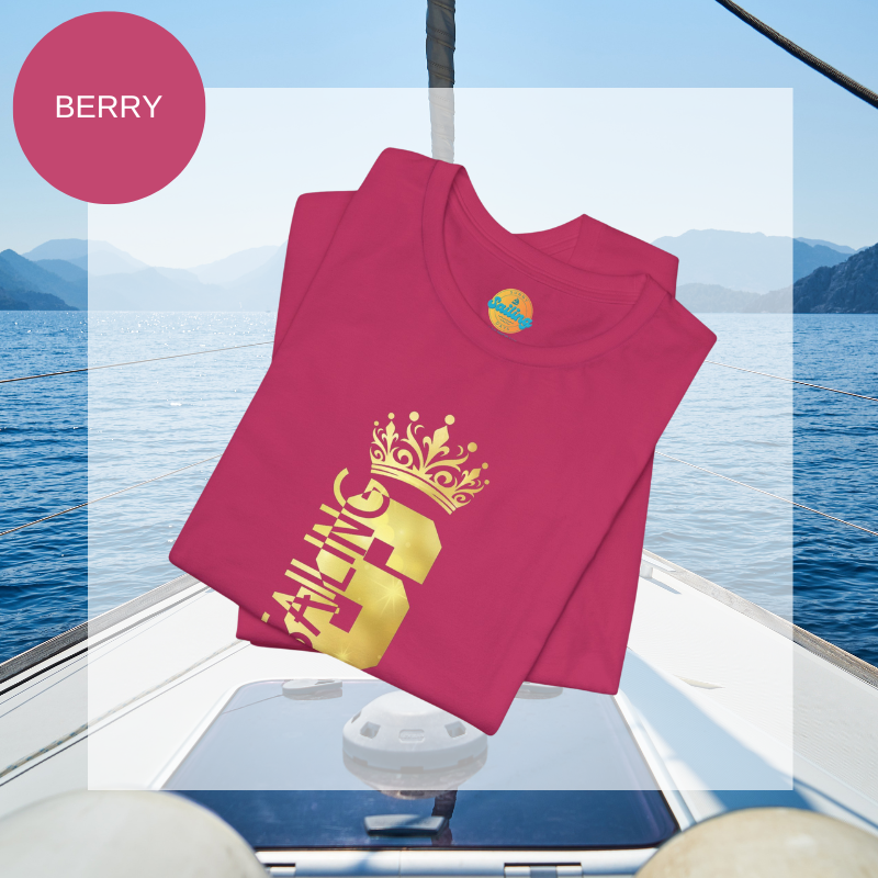 Women's Tee - Sailing Queen - Sunny Sailing Days